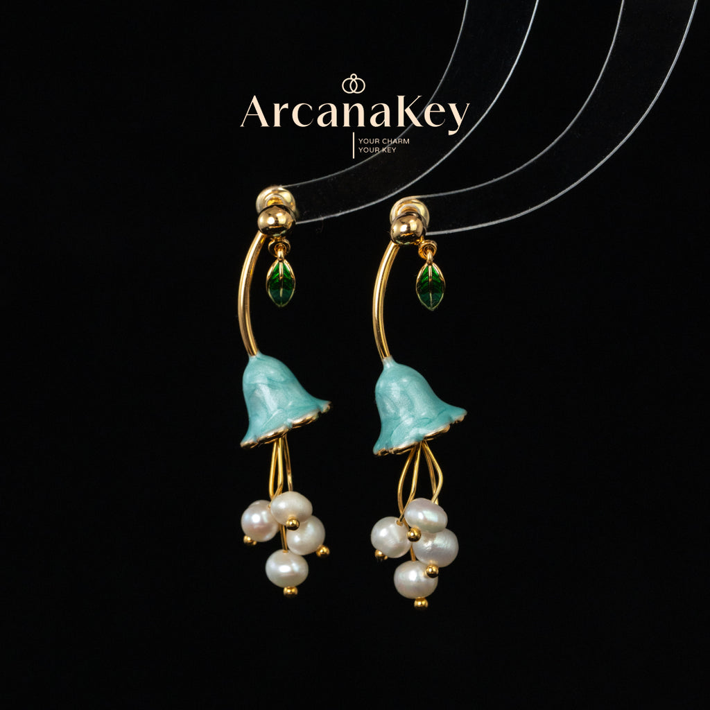 Elegant tassel earrings with floral design, soft and feminine, perfect for daily outfits