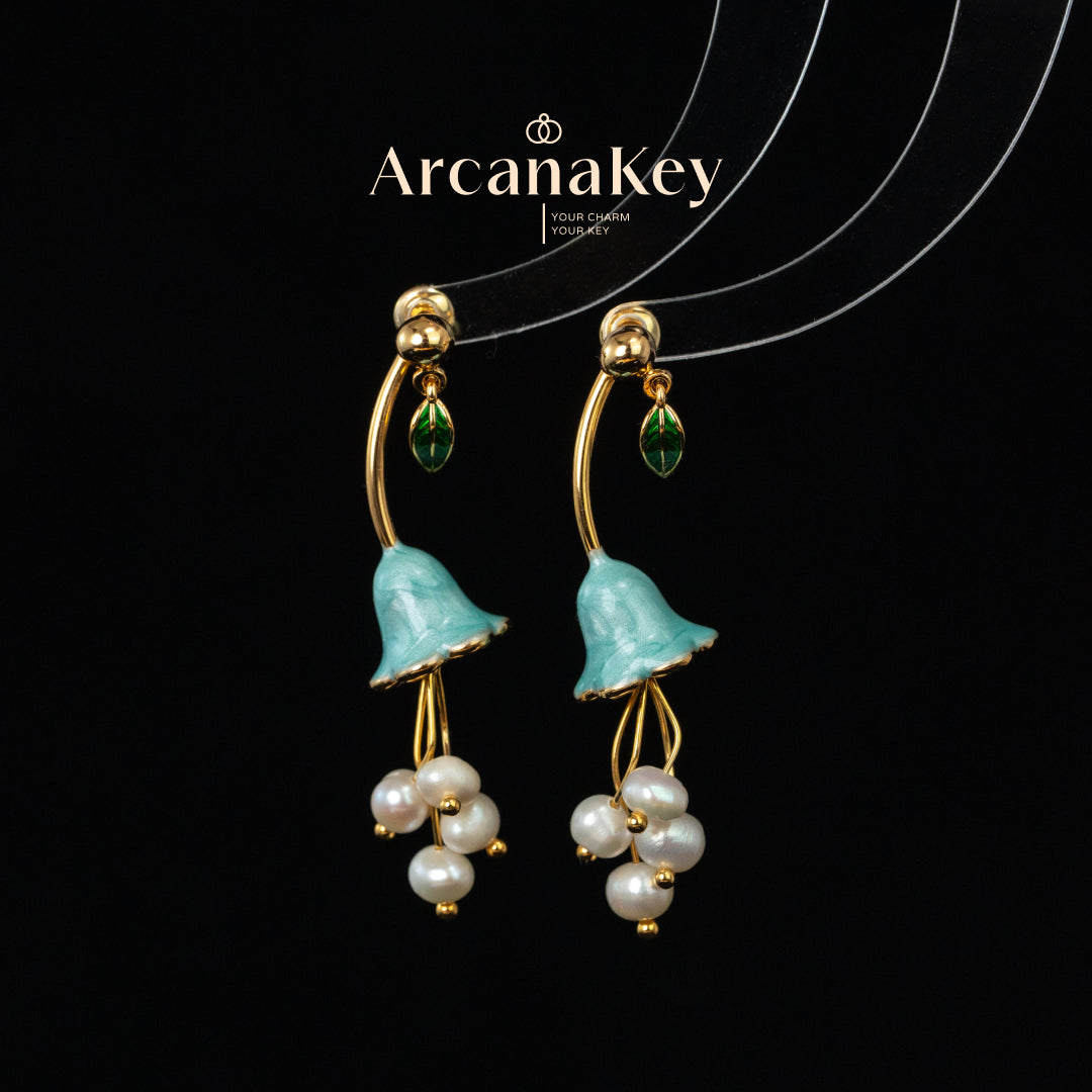 Elegant tassel earrings with floral design, soft and feminine, perfect for daily outfits