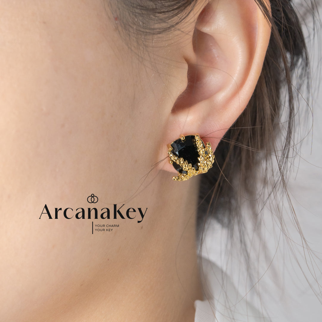 Vintage wheat earrings with black asymmetric design