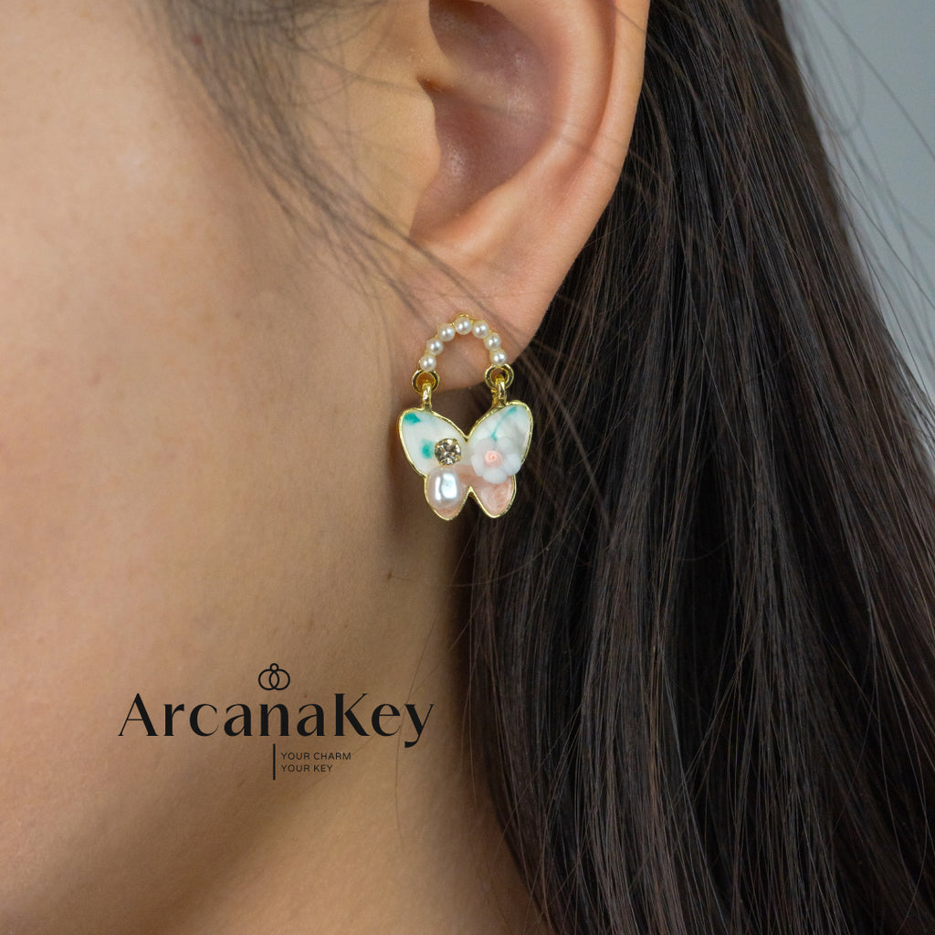 Elegant Oil-Paint Butterfly Earrings, 3D French Vintage Design