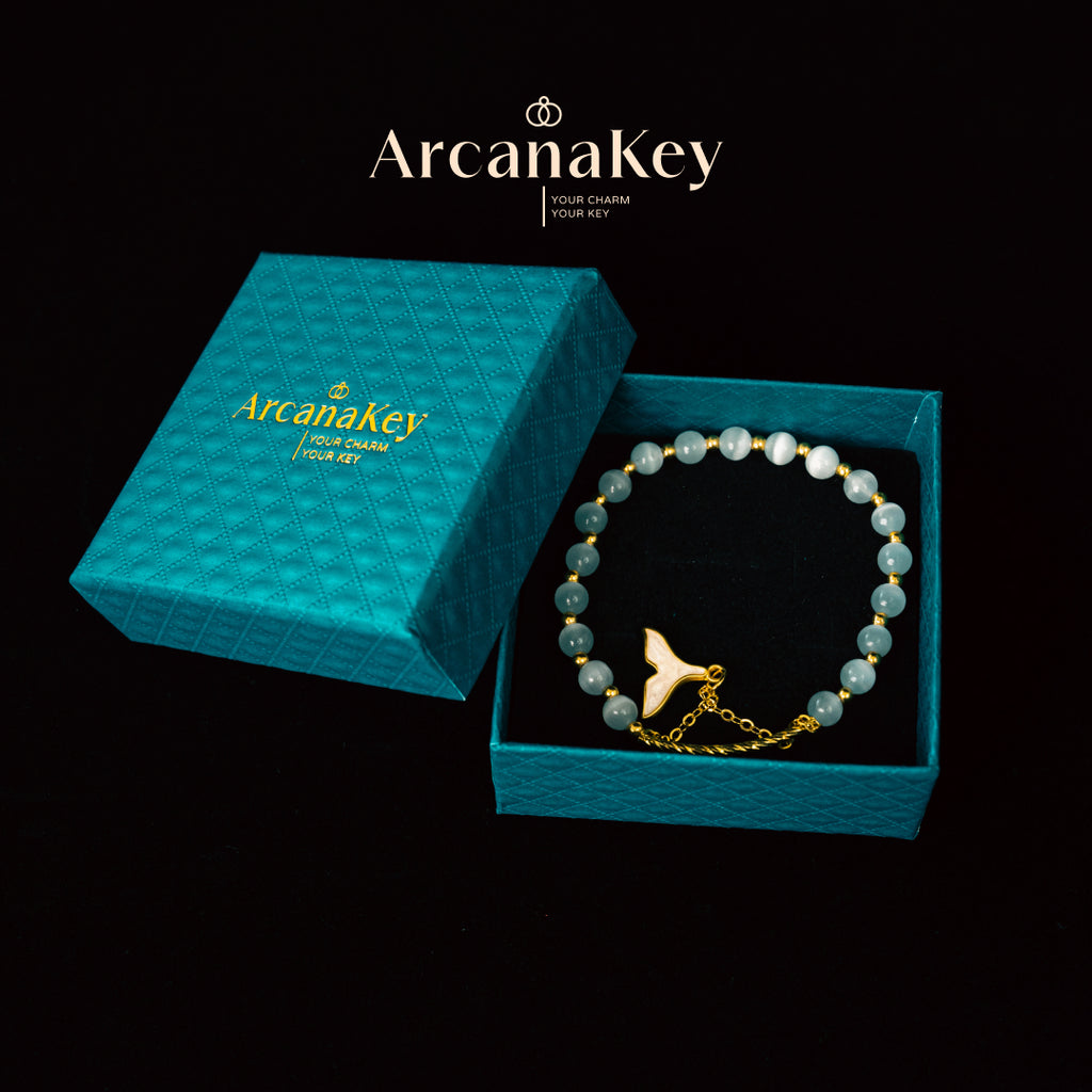 Dreamy Mermaid Tail Cat’s Eye Bracelet, Minimalist Beaded Style,